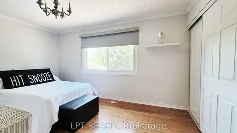 34 Noam Drive Barrie ON L4N 4P1