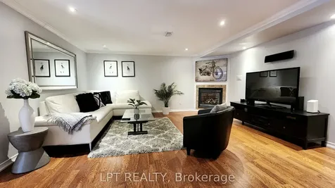 34 Noam Drive Barrie ON L4N 4P1