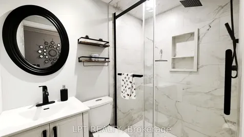 34 Noam Drive Barrie ON L4N 4P1