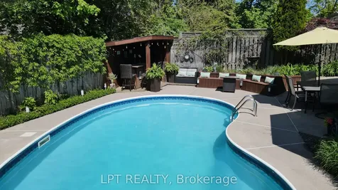 34 Noam Drive Barrie ON L4N 4P1