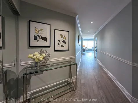 33 Ellen Street Barrie ON L4N 6E9