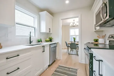 20 Hadden Crescent Barrie ON L4M 6G6
