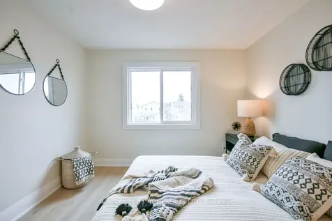 20 Hadden Crescent Barrie ON L4M 6G6