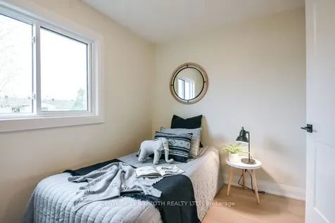 20 Hadden Crescent Barrie ON L4M 6G6