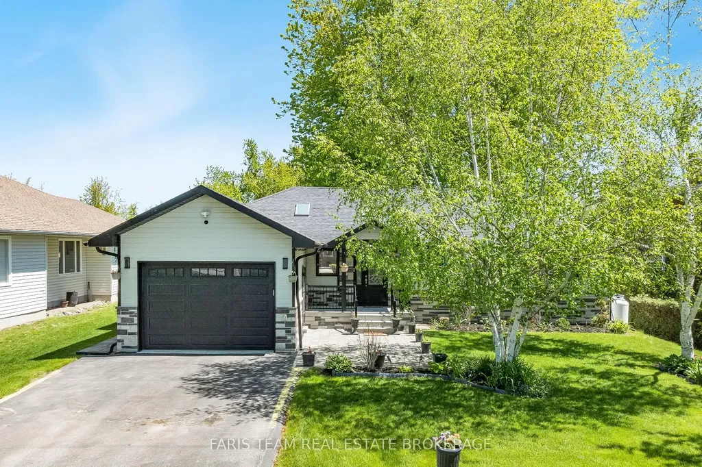 19 Willow Crescent Ramara ON L0K 1B0