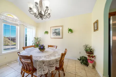 15 Edwards Drive Barrie ON L4N 9K6