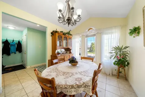 15 Edwards Drive Barrie ON L4N 9K6