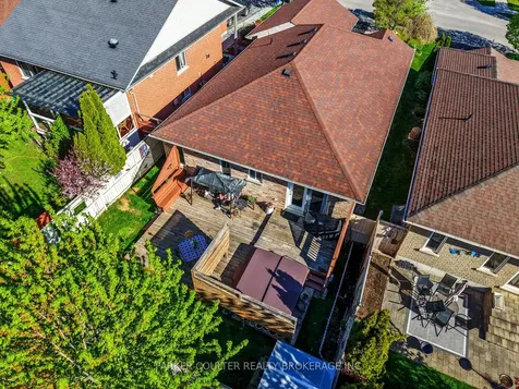 15 Edwards Drive Barrie ON L4N 9K6