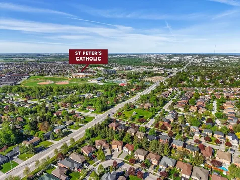 15 Edwards Drive Barrie ON L4N 9K6