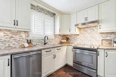 201 Christopher Street Clearview ON L0M 1S0