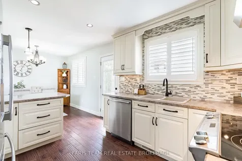 201 Christopher Street Clearview ON L0M 1S0