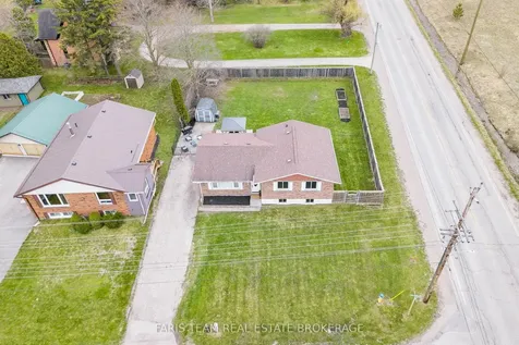 201 Christopher Street Clearview ON L0M 1S0