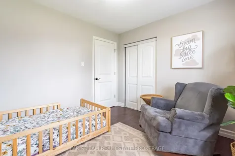 201 Christopher Street Clearview ON L0M 1S0