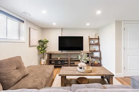 201 Christopher Street Clearview ON L0M 1S0