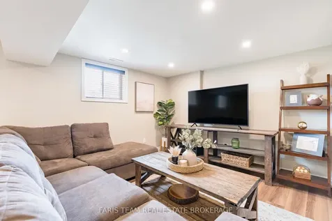 201 Christopher Street Clearview ON L0M 1S0
