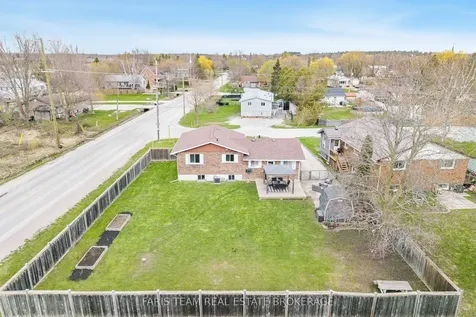 201 Christopher Street Clearview ON L0M 1S0