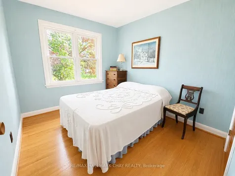 121 Rodney Street Barrie ON L4M 4C4