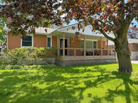 121 Rodney Street Barrie ON L4M 4C4