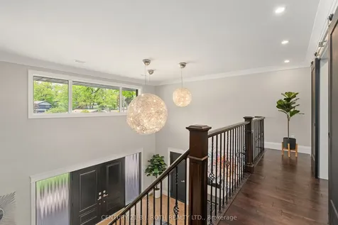 29 Castle Drive Barrie ON L4N 1P9