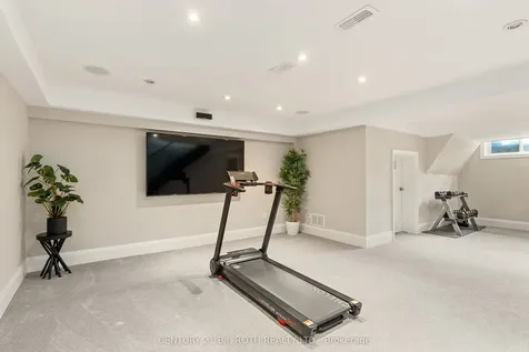29 Castle Drive Barrie ON L4N 1P9