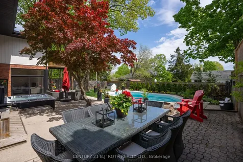 29 Castle Drive Barrie ON L4N 1P9