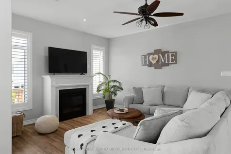 222 Lia Drive Clearview ON L0M 1S0