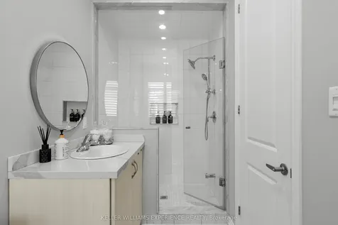222 Lia Drive Clearview ON L0M 1S0