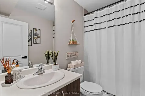 222 Lia Drive Clearview ON L0M 1S0