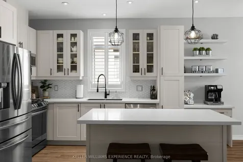 222 Lia Drive Clearview ON L0M 1S0