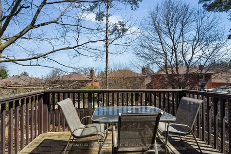 24 Geddes Crescent Barrie ON L4N 7B2