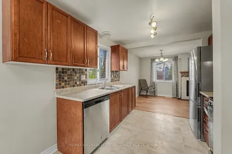 24 Geddes Crescent Barrie ON L4N 7B2