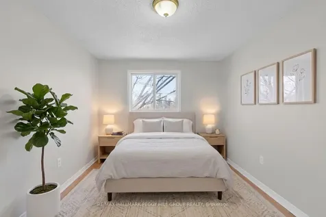 24 Geddes Crescent Barrie ON L4N 7B2