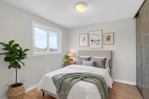 24 Geddes Crescent Barrie ON L4N 7B2
