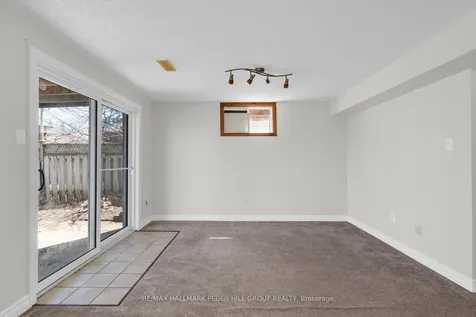 24 Geddes Crescent Barrie ON L4N 7B2