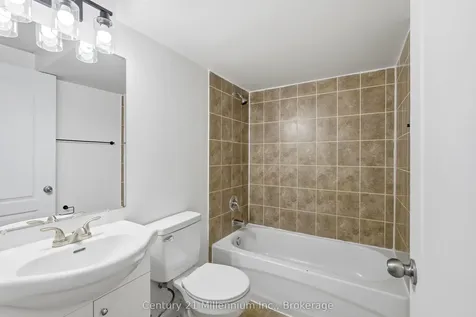 25 William Paddison Drive Barrie ON L4M 0G3