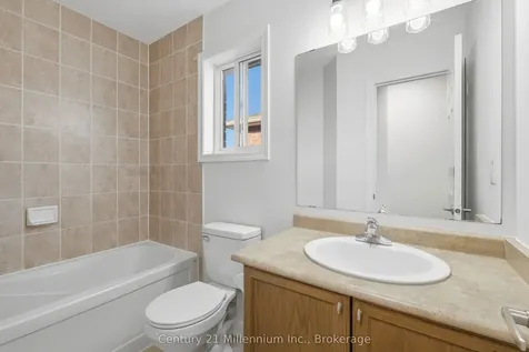25 William Paddison Drive Barrie ON L4M 0G3