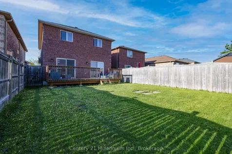 25 William Paddison Drive Barrie ON L4M 0G3