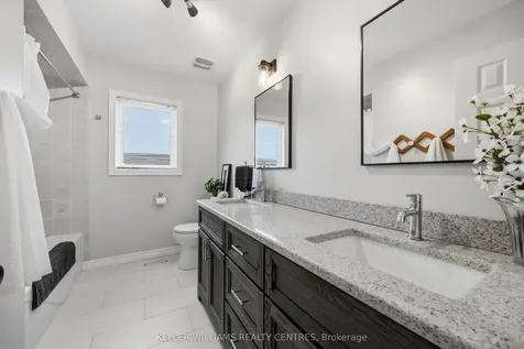 13 Surrey Street Barrie ON L4M 0C5