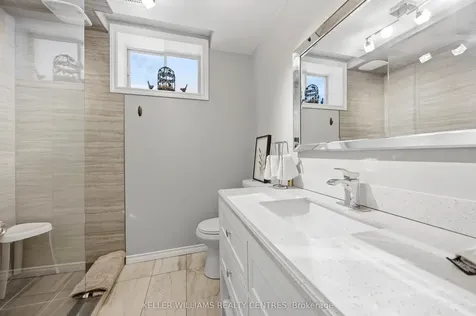 13 Surrey Street Barrie ON L4M 0C5