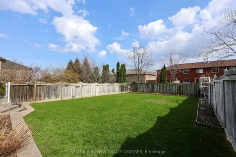 13 Surrey Street Barrie ON L4M 0C5