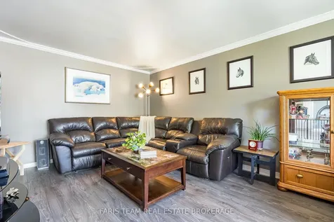 5 Fitzroy Terrace Barrie ON L4N 2Z2