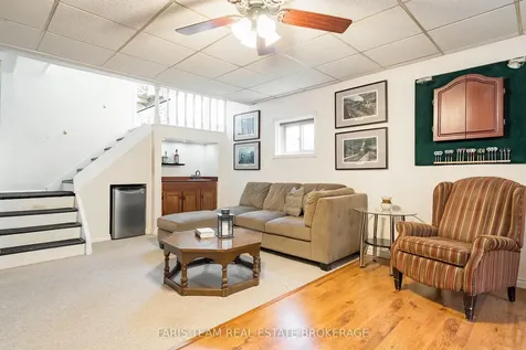 5 Fitzroy Terrace Barrie ON L4N 2Z2