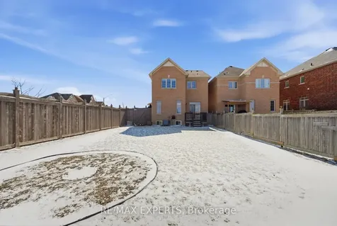 76 Forsyth Crescent Barrie ON L4N 6R1