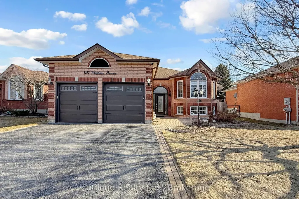 197 Mapleton Avenue Barrie ON L4N 8T5