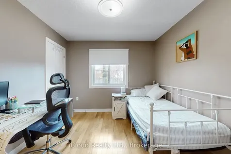 197 Mapleton Avenue Barrie ON L4N 8T5