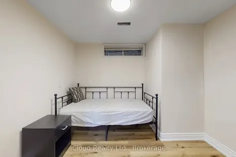 197 Mapleton Avenue Barrie ON L4N 8T5