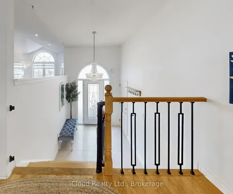 197 Mapleton Avenue Barrie ON L4N 8T5