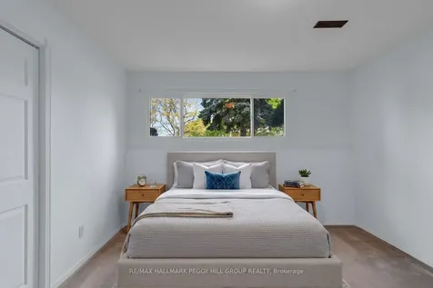 19 Murray Street Barrie ON L4N 2X1