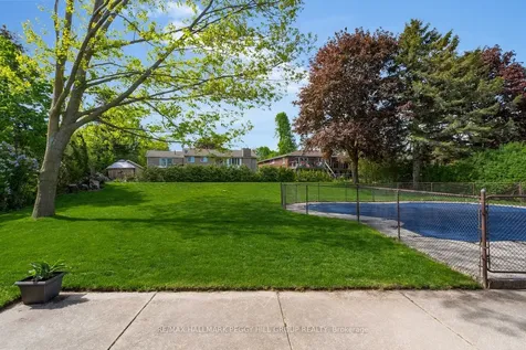 19 Murray Street Barrie ON L4N 2X1