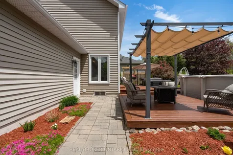 99 Highland Drive Oro-medonte ON L0L 2L0